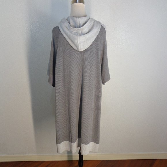 Lululemon Hooded Poncho Size M-L - Gray Color Block Tunic Sweater side vents - Picture 5 of 8